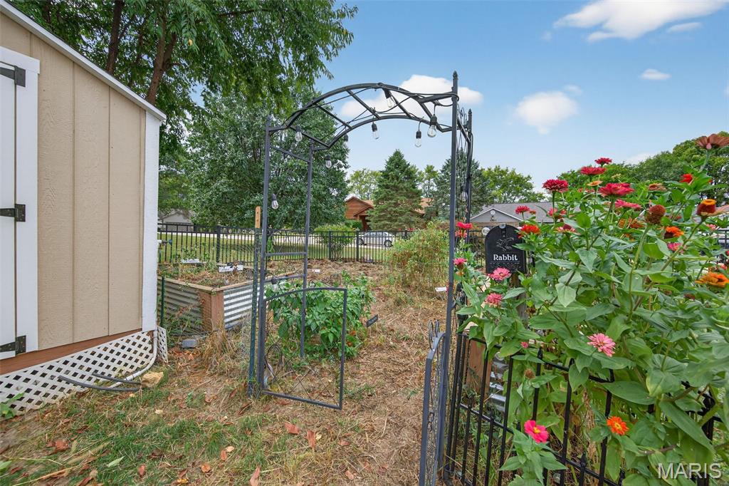 1106 Claycrest Drive