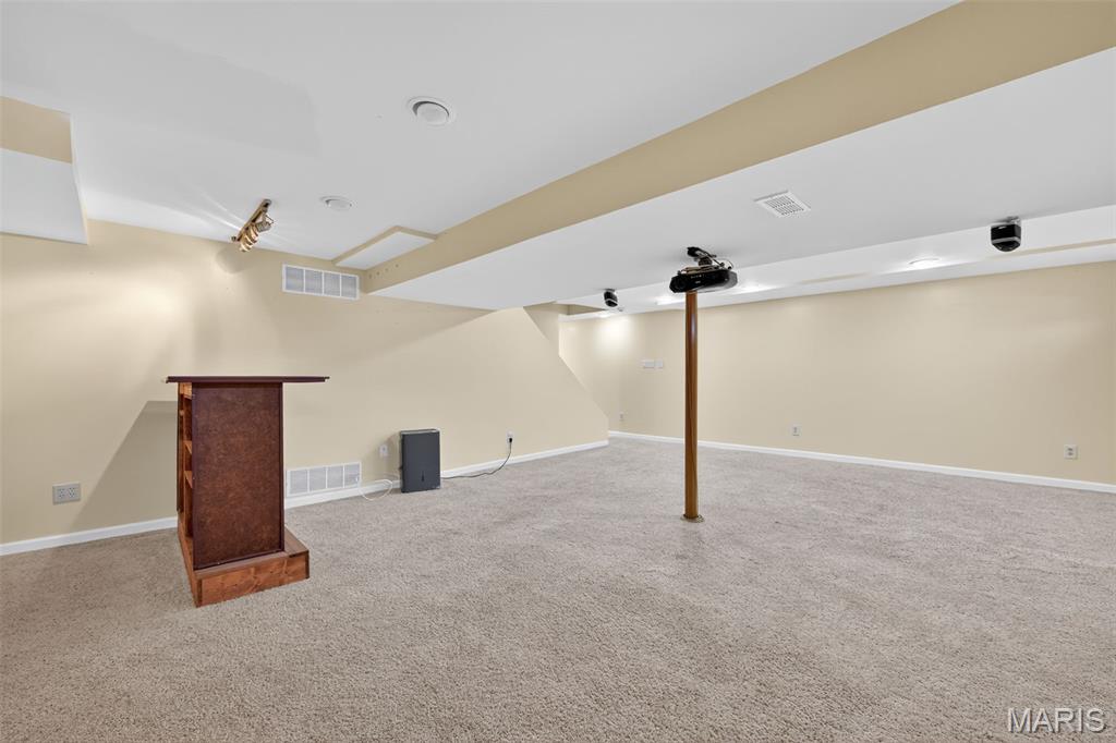 1106 Claycrest Drive