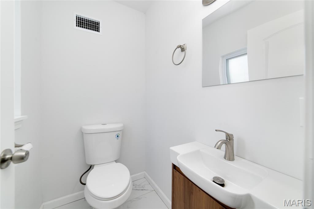 10093 Viscount Drive