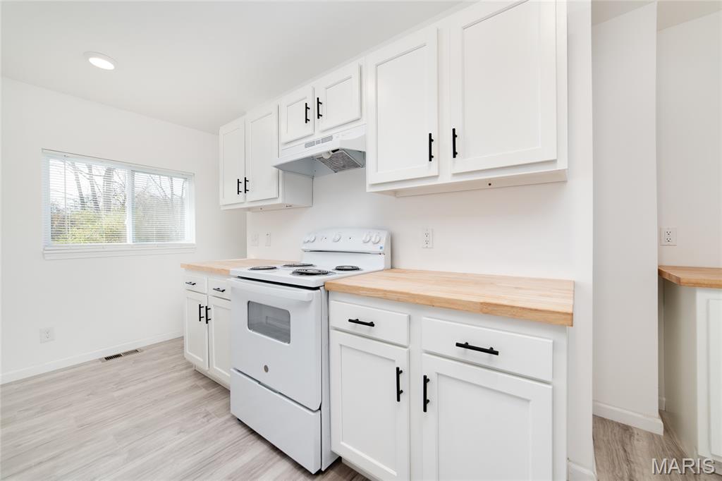 10093 Viscount Drive