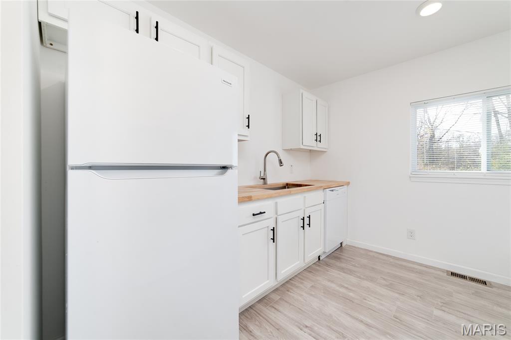 10093 Viscount Drive