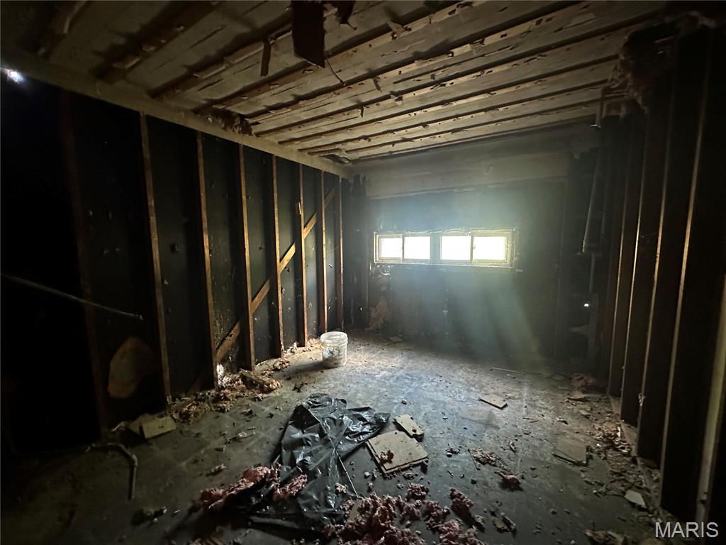 9833 Dennis Drive