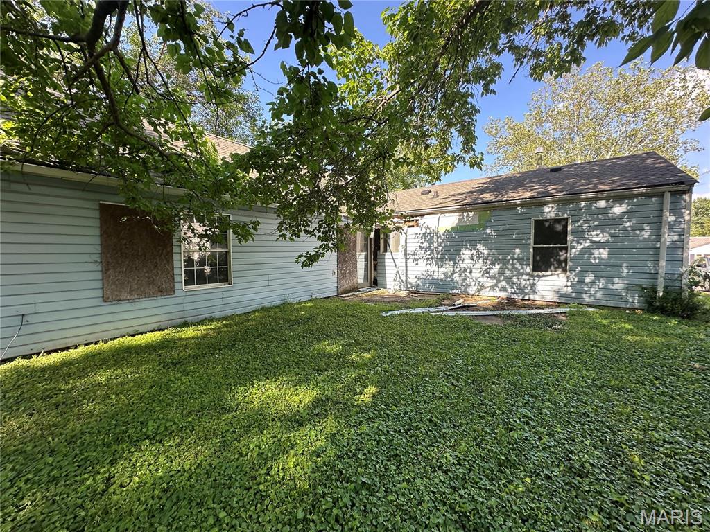 9833 Dennis Drive