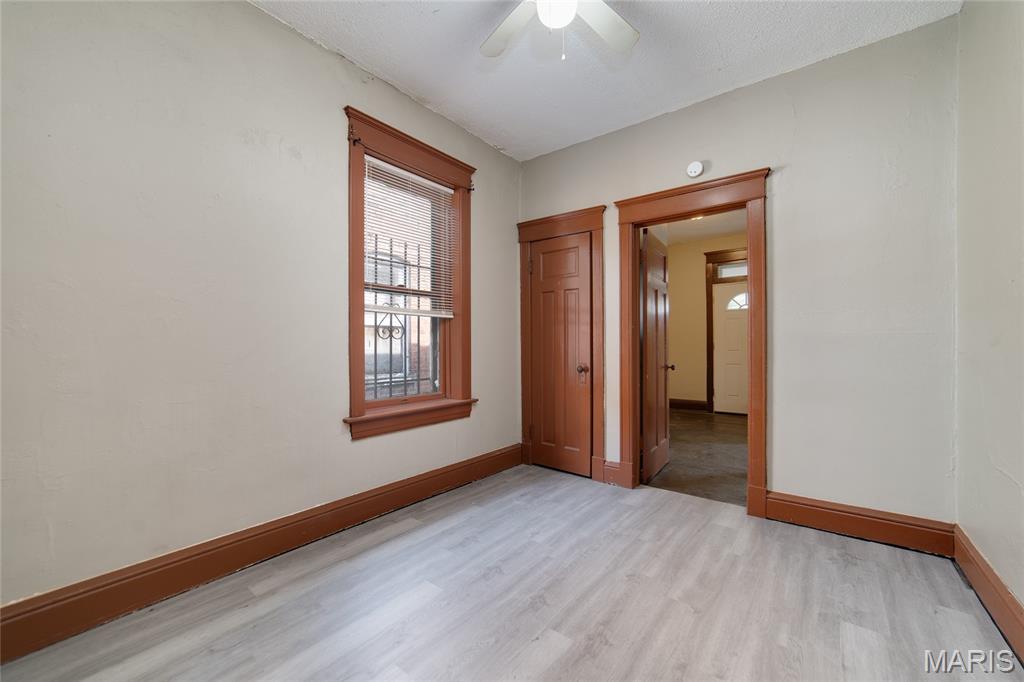 4210 E Carter Avenue