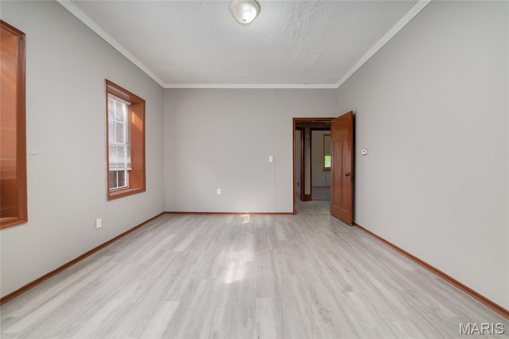 4210 E Carter Avenue