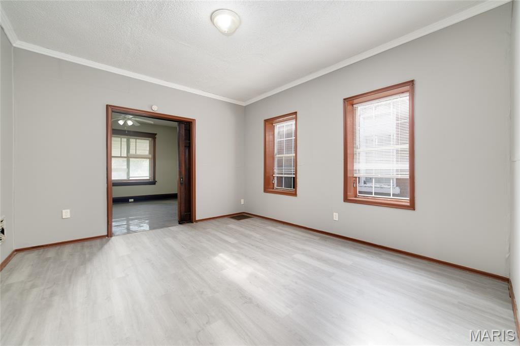 4210 E Carter Avenue