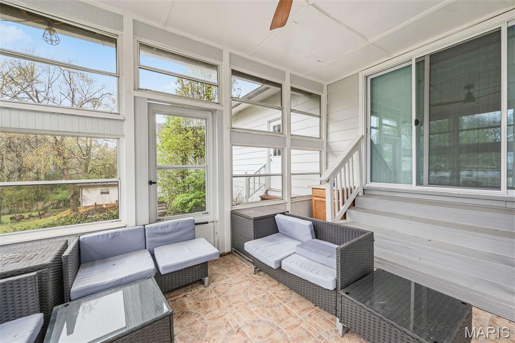 212 W Thornton Avenue