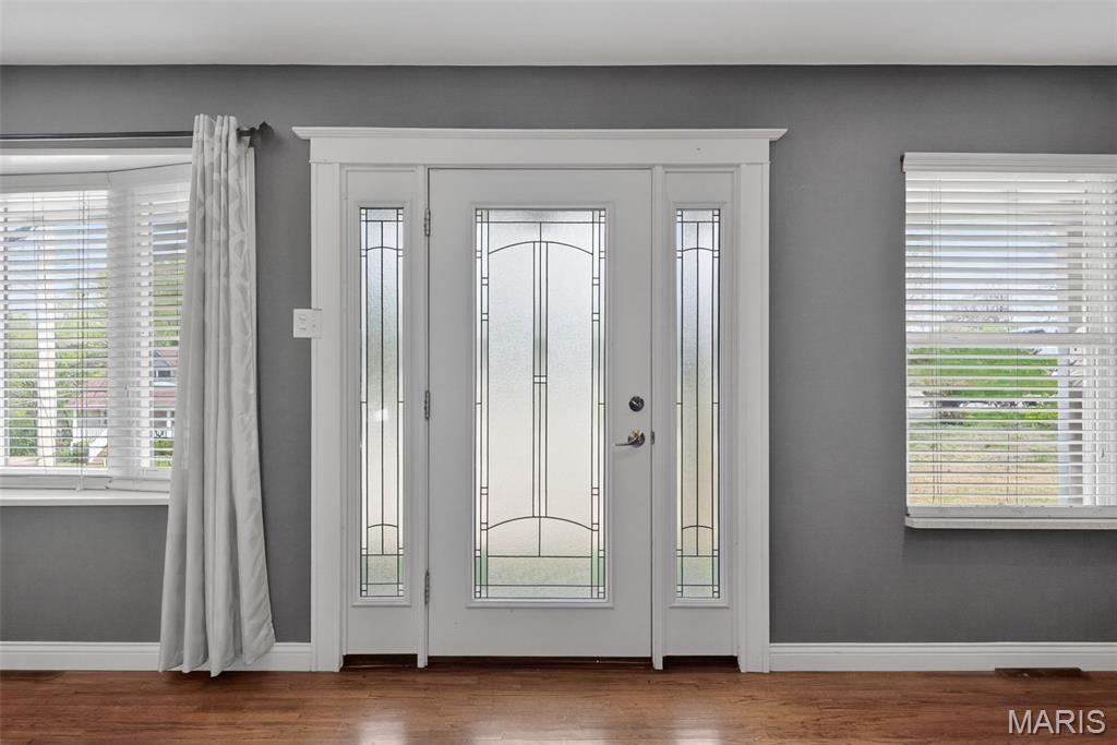 212 W Thornton Avenue