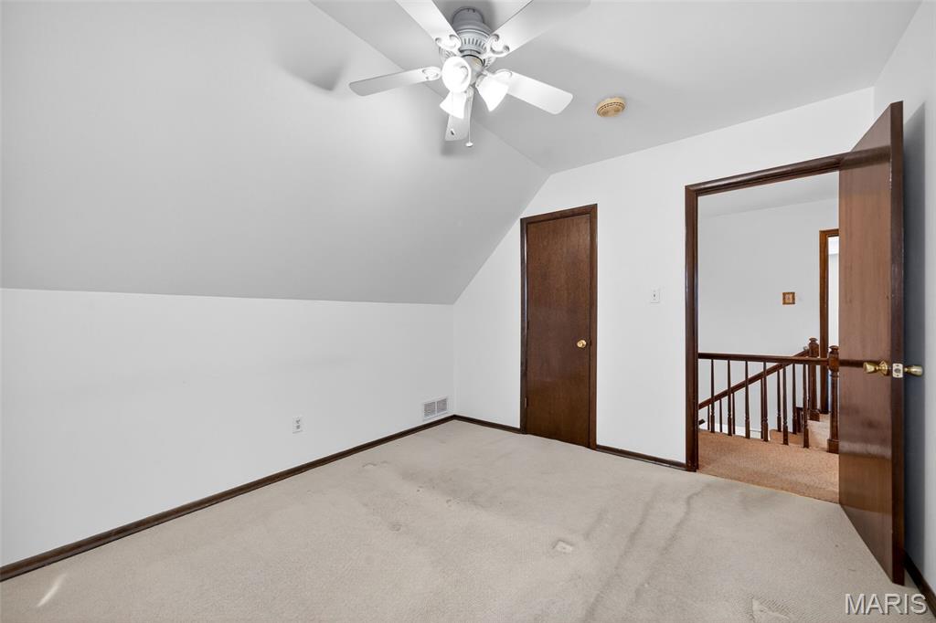 3300 Shrewsbury Lane