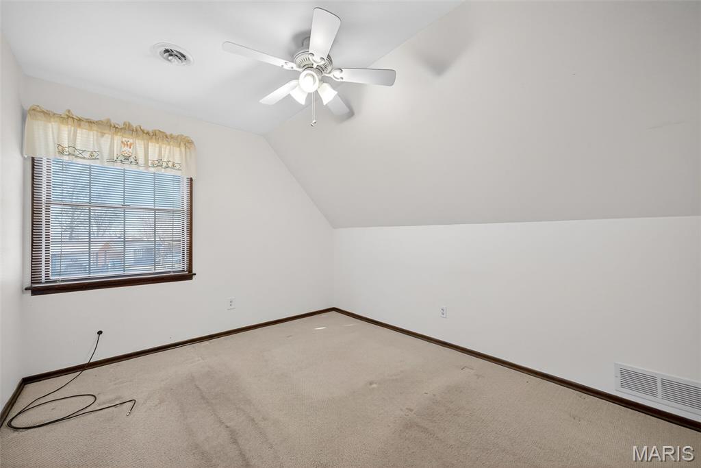 3300 Shrewsbury Lane