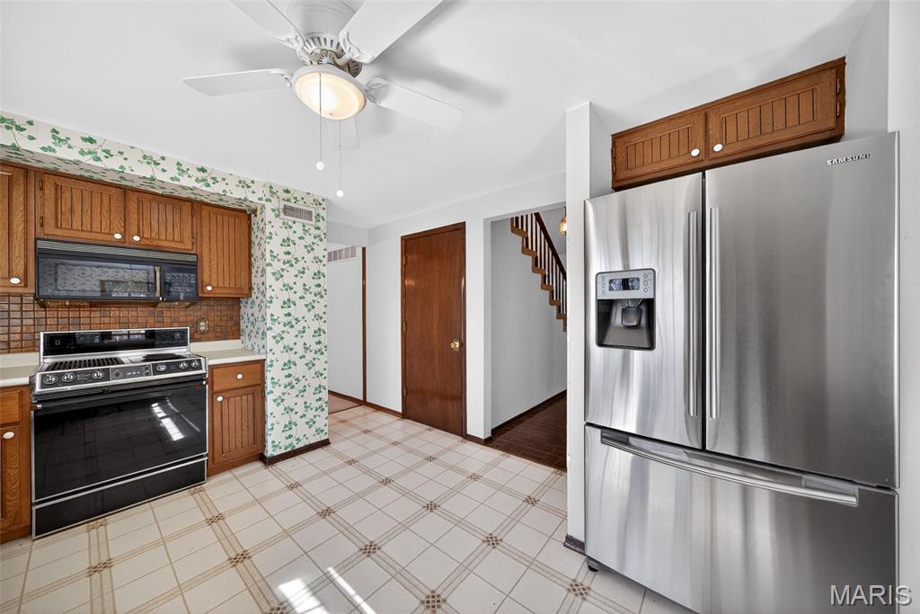 3300 Shrewsbury Lane