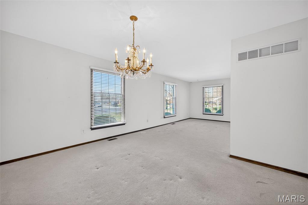 3300 Shrewsbury Lane