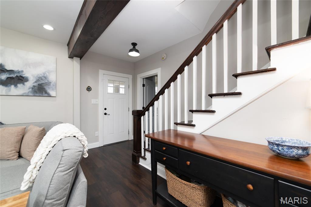 9527 W Milton Avenue