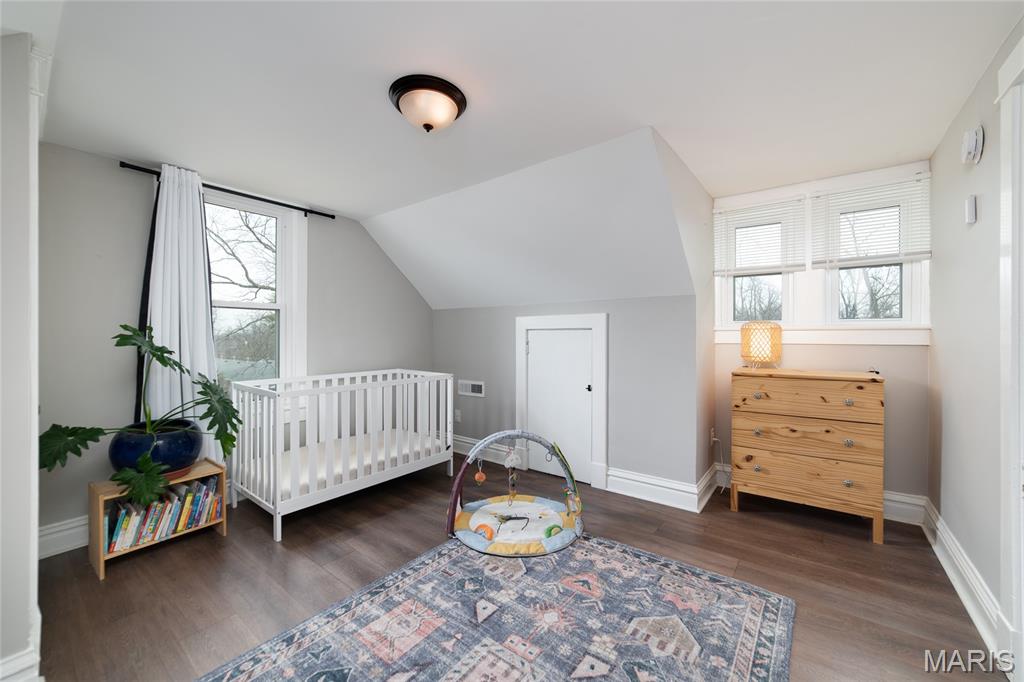 9527 W Milton Avenue