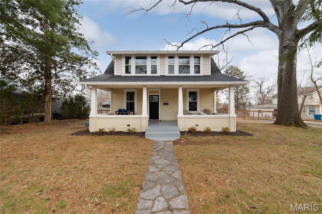 9527 W Milton Avenue