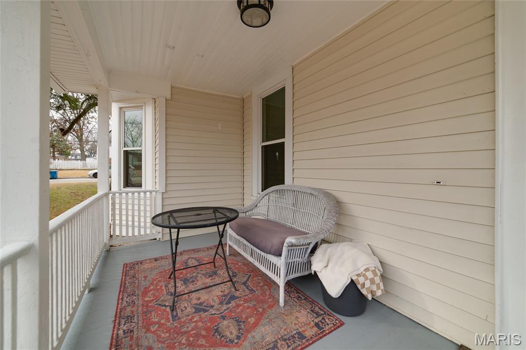 9527 W Milton Avenue