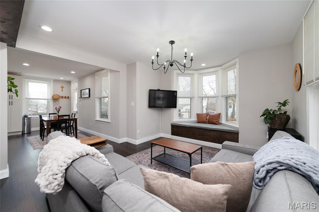 9527 W Milton Avenue