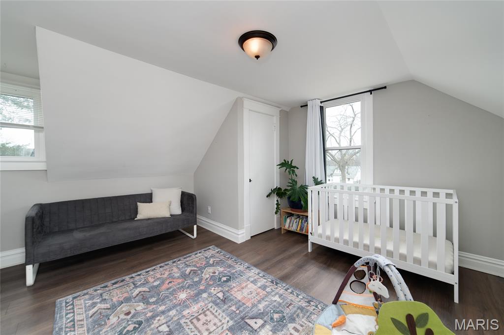 9527 W Milton Avenue