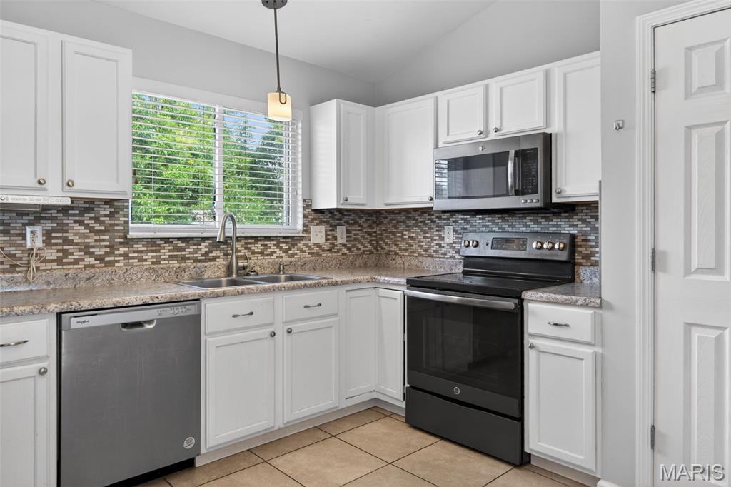 279 Cherrywood Parc Drive