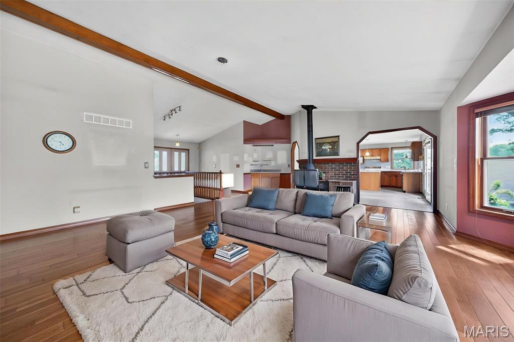 412 Pandora Court