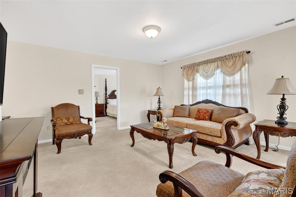 406 S Church Street Unit: 124