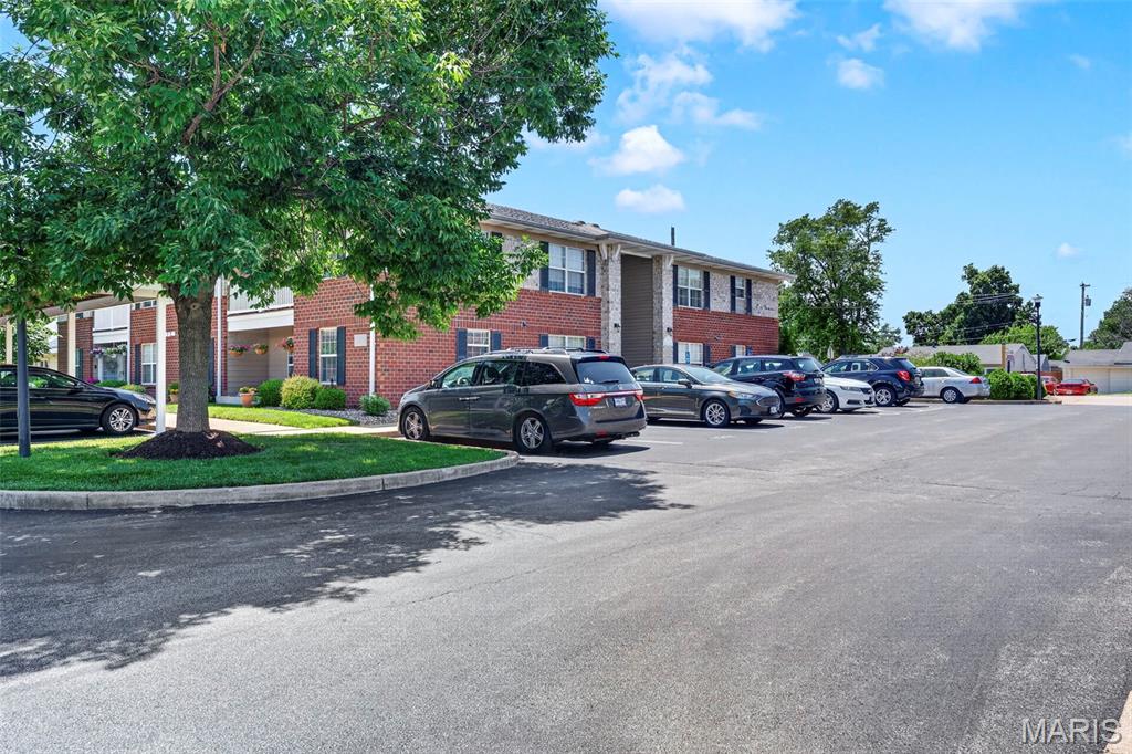 406 S Church Street Unit: 124