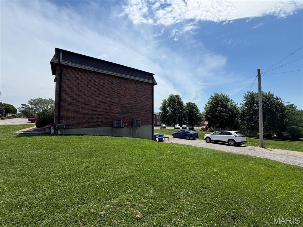 9548 Chamblin Drive