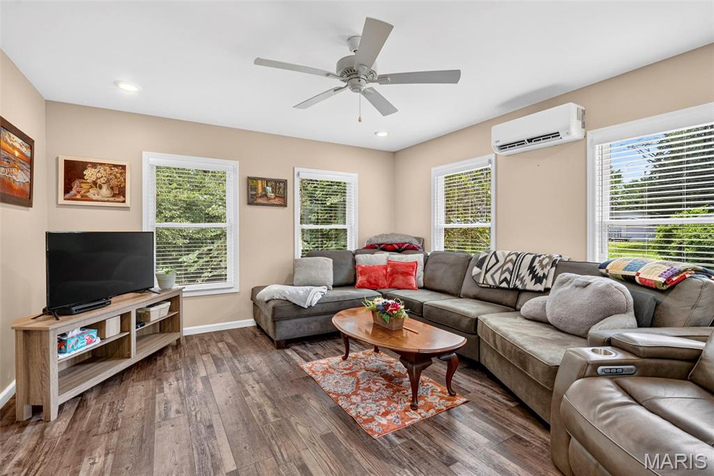 164 Country Squire Lane