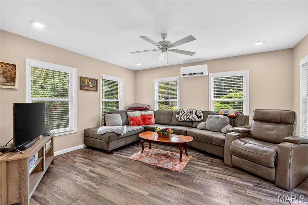 164 Country Squire Lane