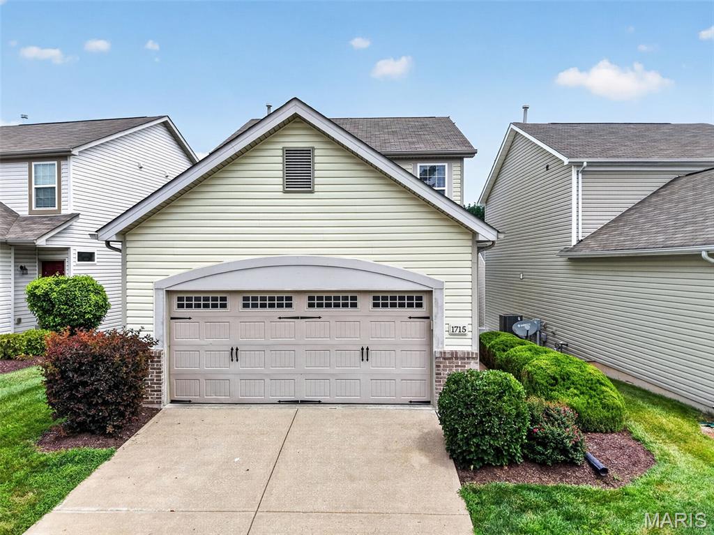 1715 Coupru Court