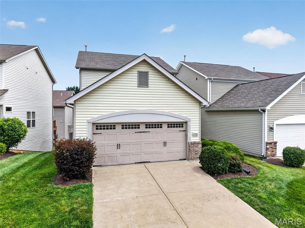 1715 Coupru Court