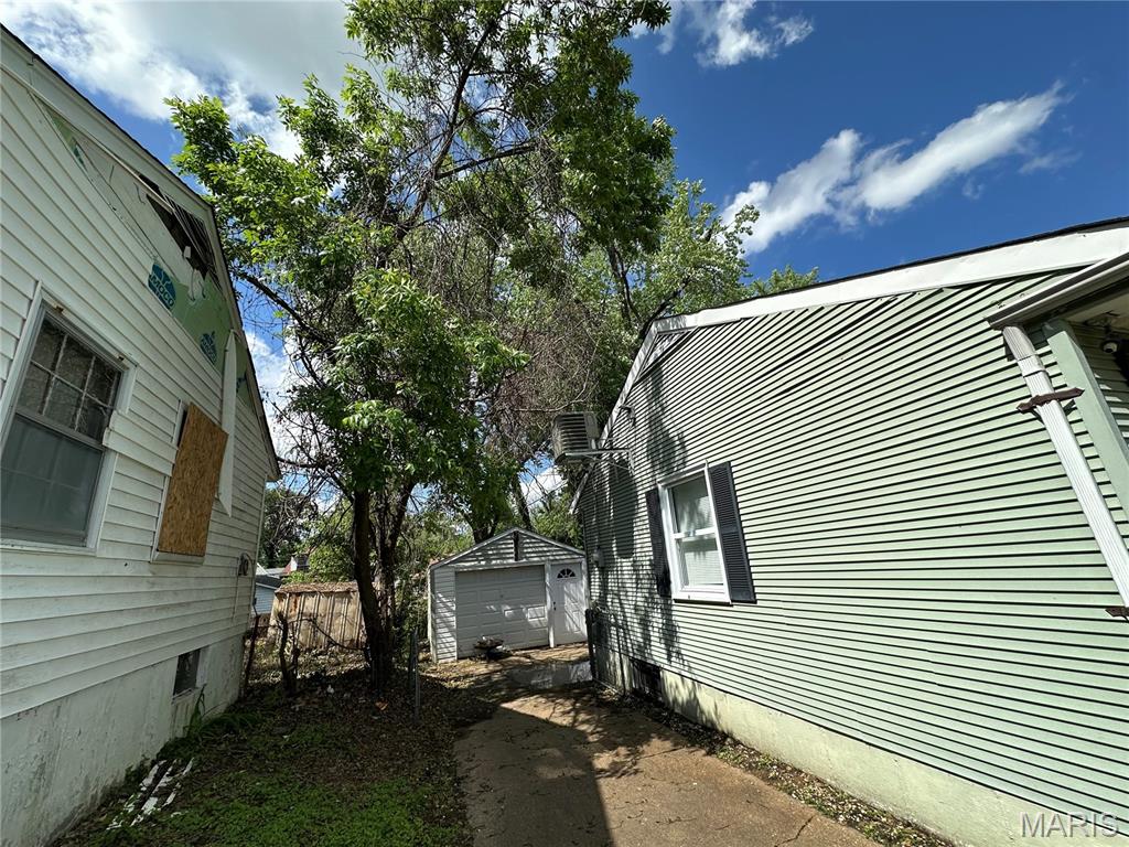 339 Crawford Road
