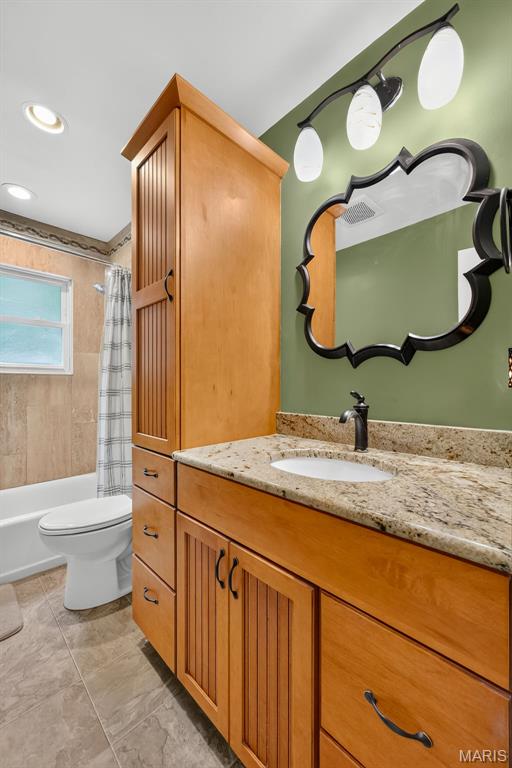 1563 Ville Rosa Lane