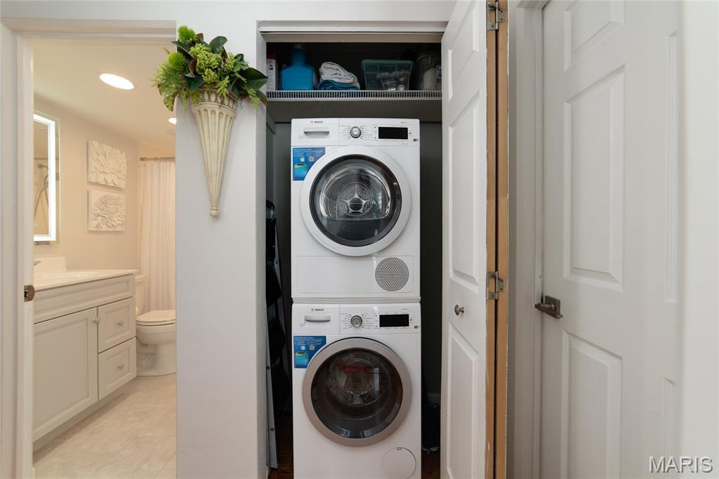 10451 Briarbend Drive Unit: 4