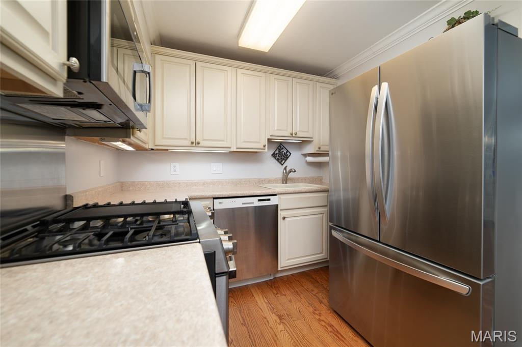 10451 Briarbend Drive Unit: 4