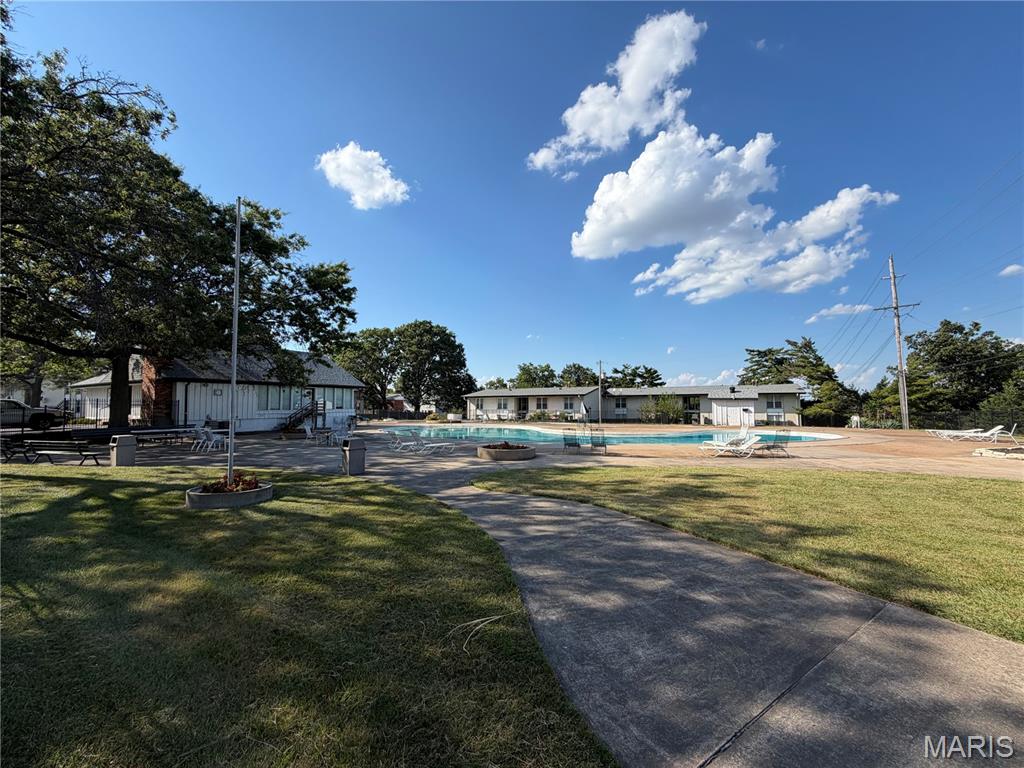 10451 Briarbend Drive Unit: 4
