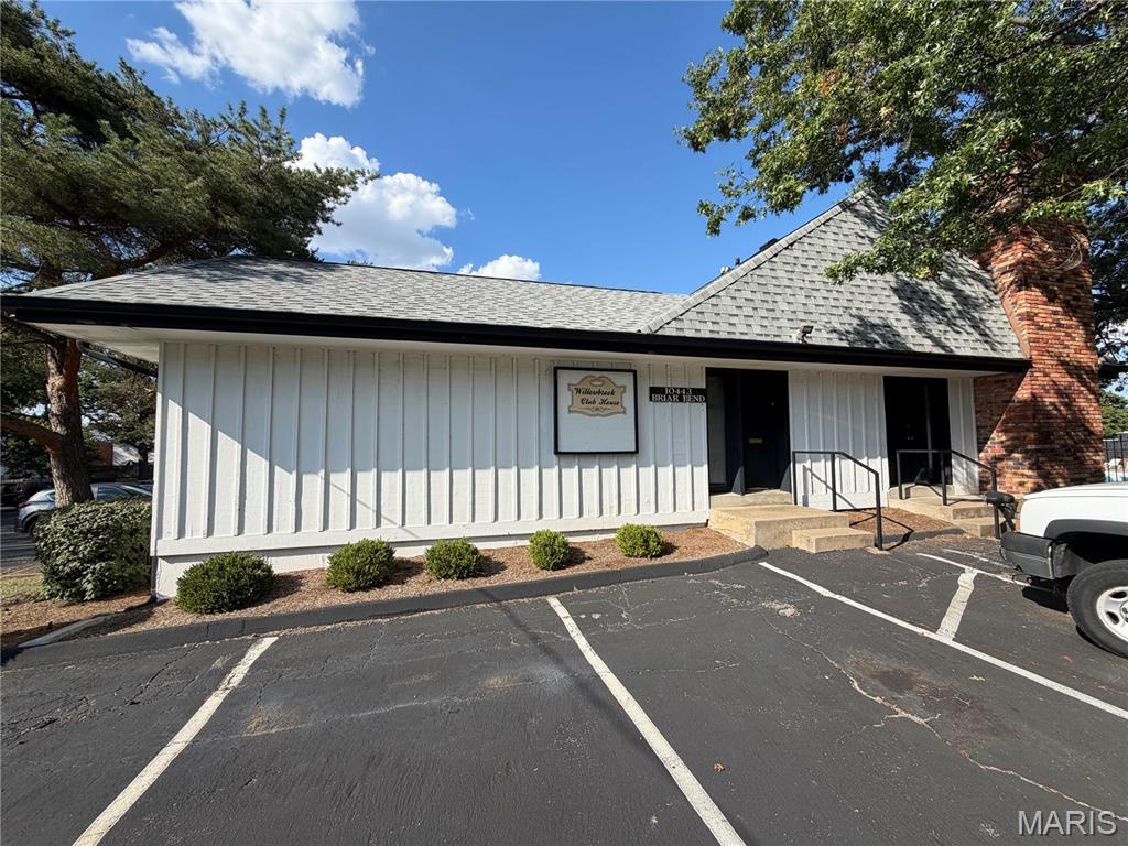 10451 Briarbend Drive Unit: 4