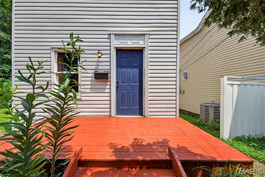 1318 Graham Street