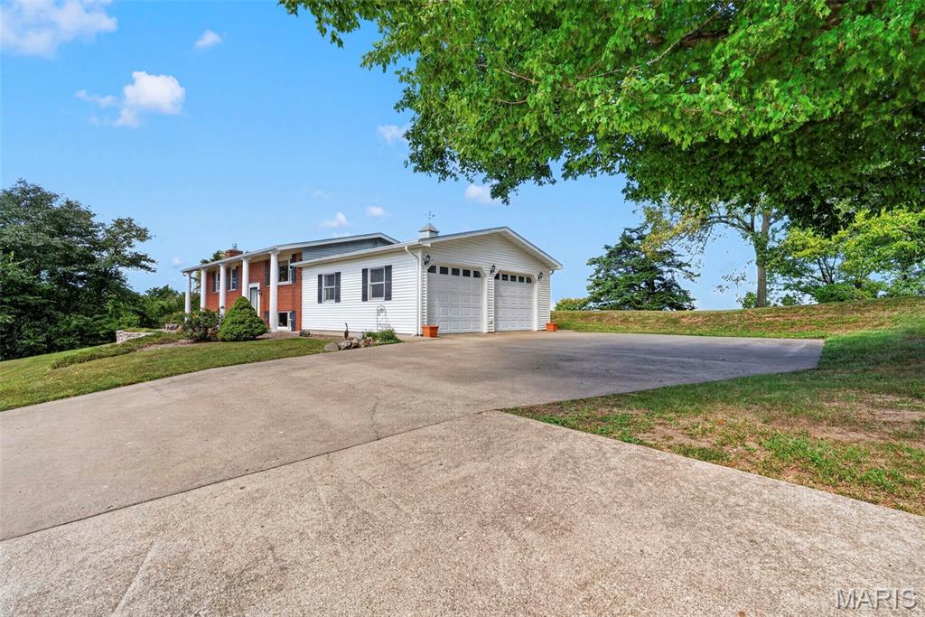 21724 Slate Ridge Lane