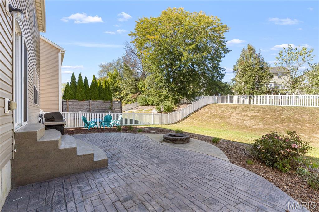 2542 Amber Willow Court