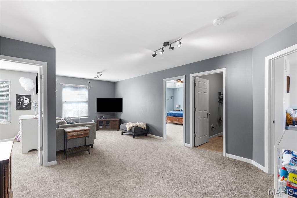 2542 Amber Willow Court