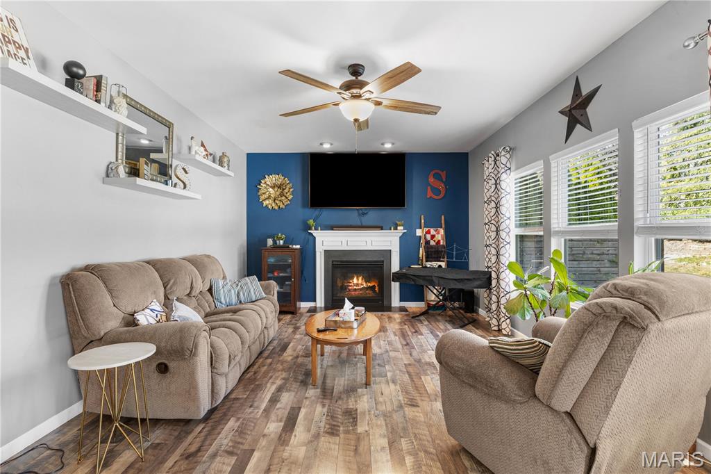 2542 Amber Willow Court