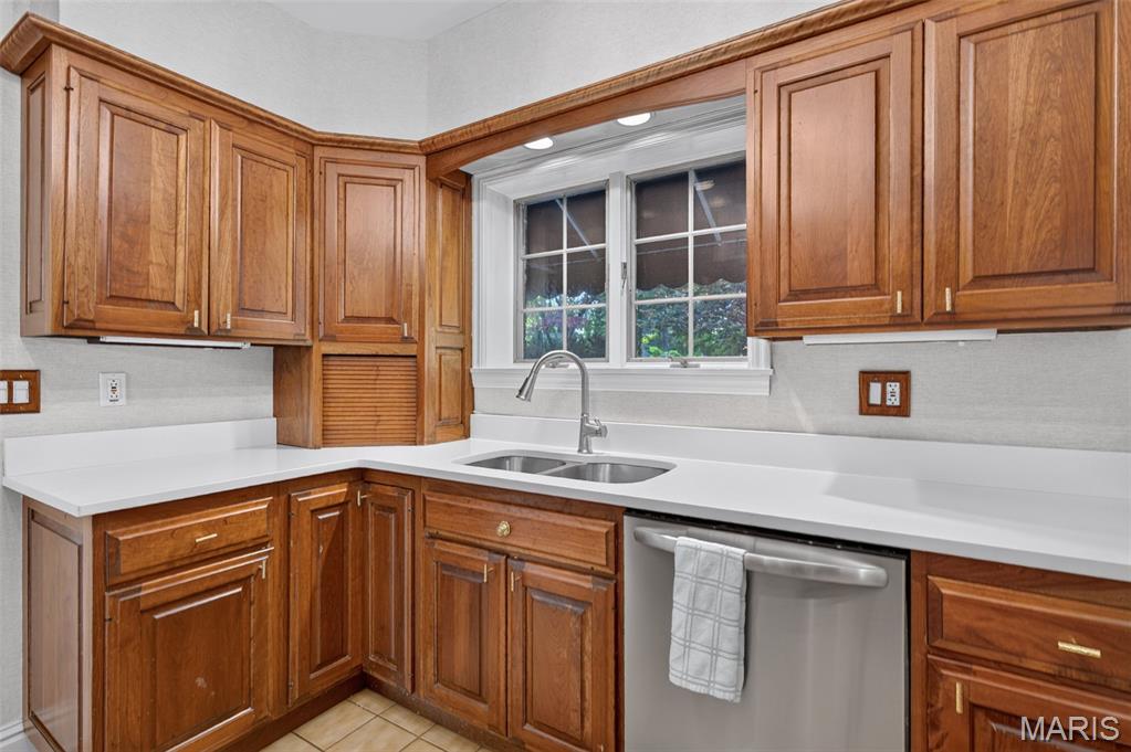 7284 Winchester Drive