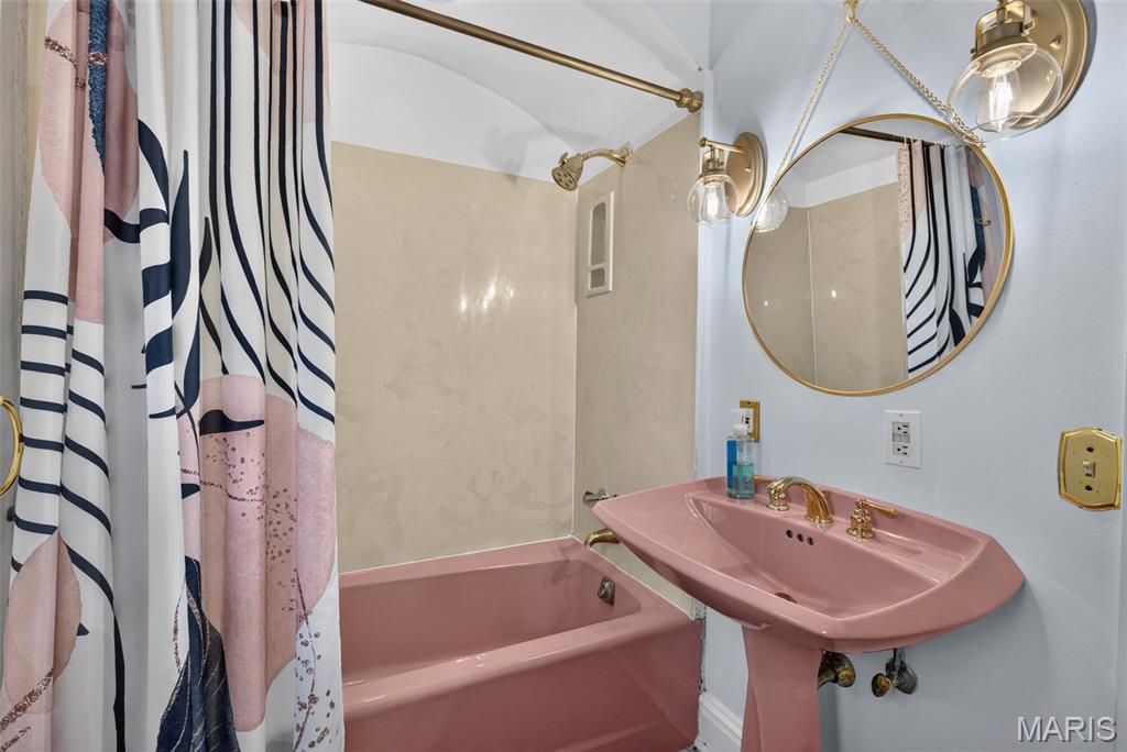 7284 Winchester Drive