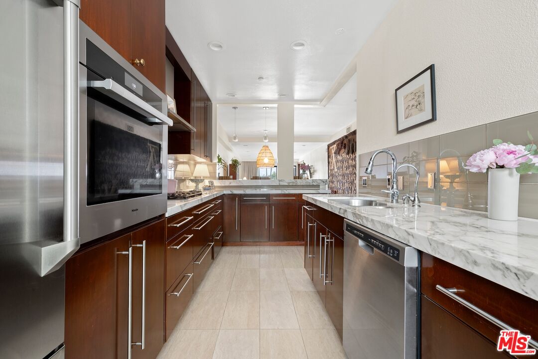 311 Ocean Ave Unit: 104