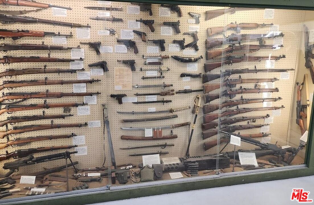 60 La Ronda Dr