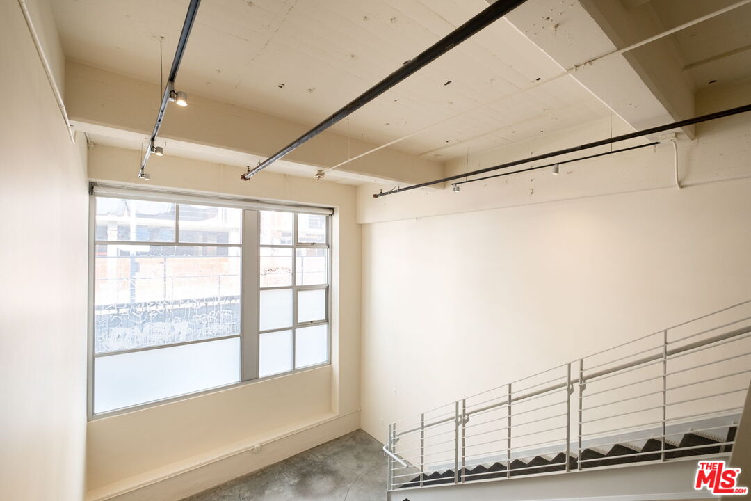 1130 S Flower St Unit: 118
