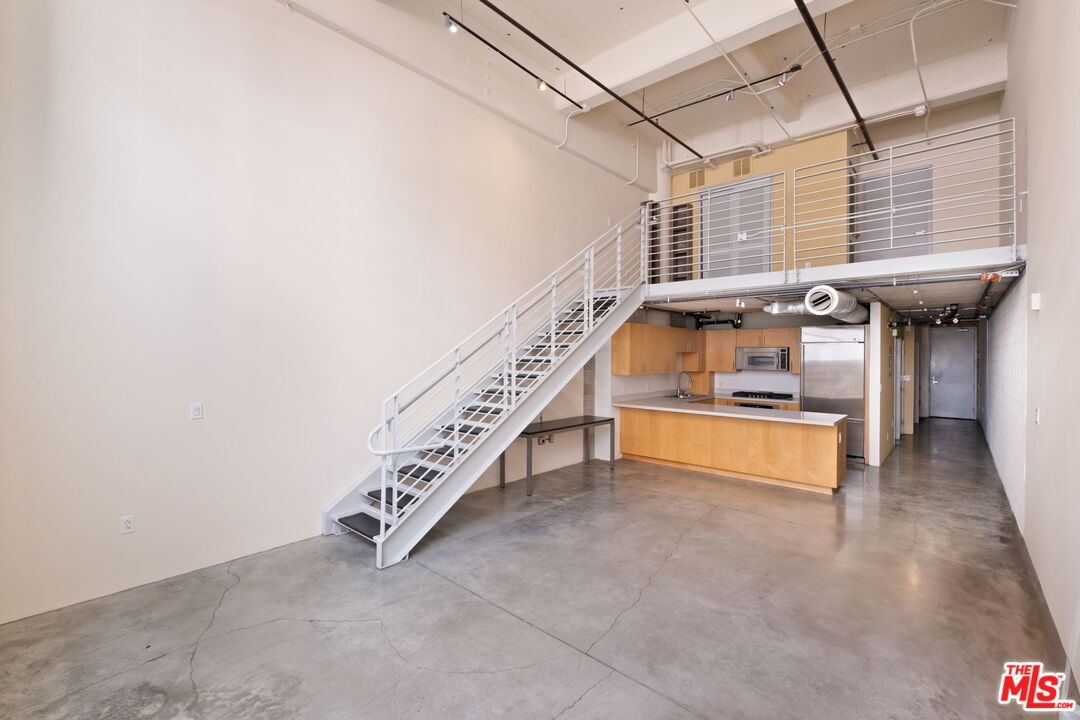1130 S Flower St Unit: 118