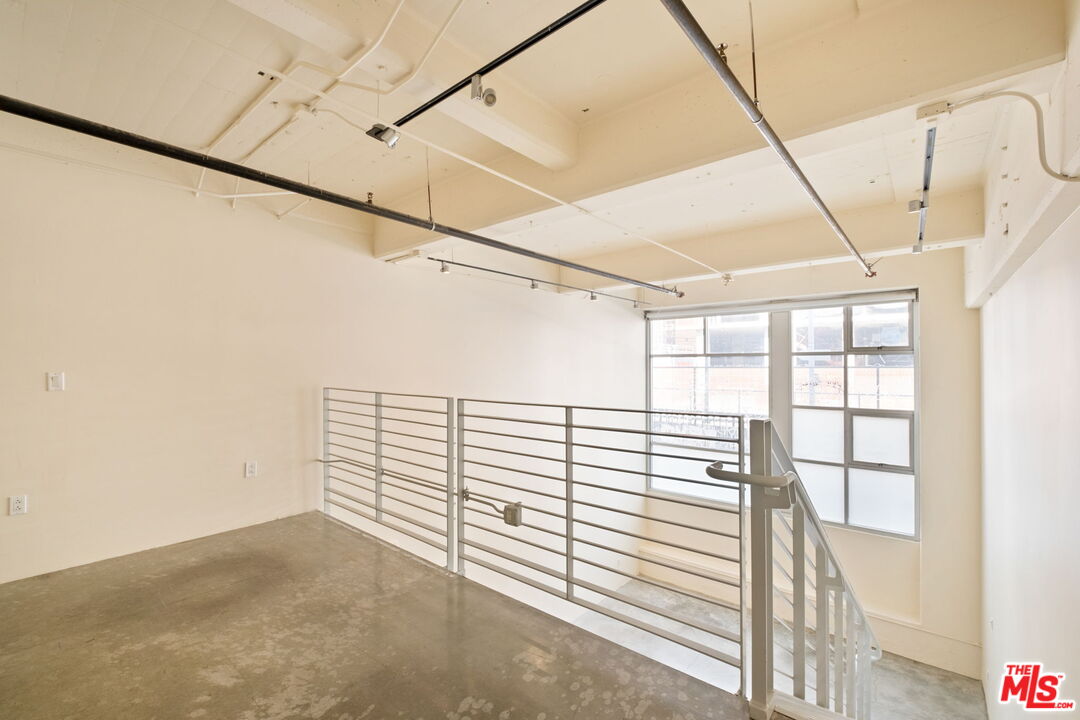 1130 S Flower St Unit: 118