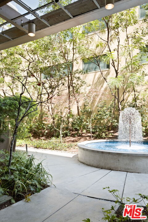 1130 S Flower St Unit: 118